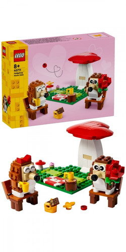 LEGO Hedgehog Picnic Date 8+