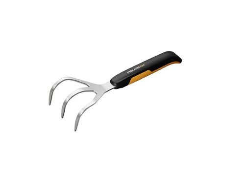 Fiskars Xact™ Cultivator
