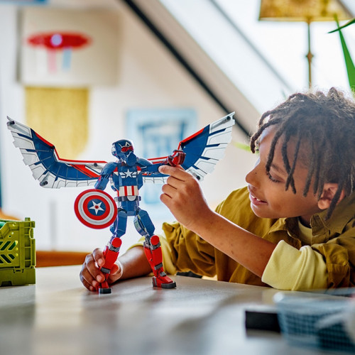 LEGO Super Heroes New Captain America Construction Figure 8+