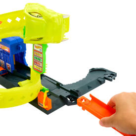 Hot Wheels City Twisty Snake Track Playset JBM63 4+