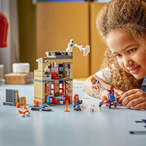 LEGO Marvel Peter Parker's Apartment 76317 8+