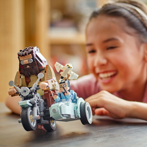 LEGO Harry Potter Hagrid and Harry's Motorcycle Ride 9+
