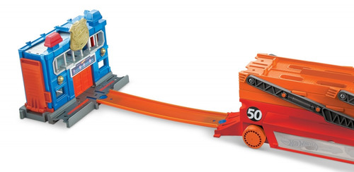 Hot Wheels® Mega Hauler 3+