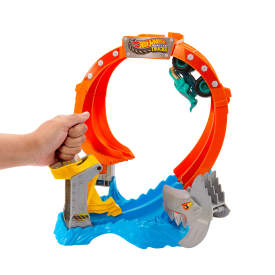 Hot Wheels Monster Trucks Shark Loop Playset JFR08 4+