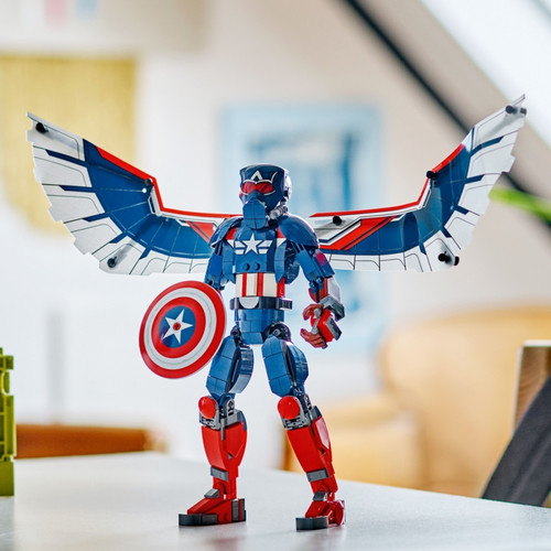 LEGO Super Heroes New Captain America Construction Figure 8+