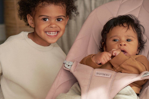 BABYBJÖRN Bouncer BLISS Woven - Dusty Pink, Petal Quilt, 0-2y