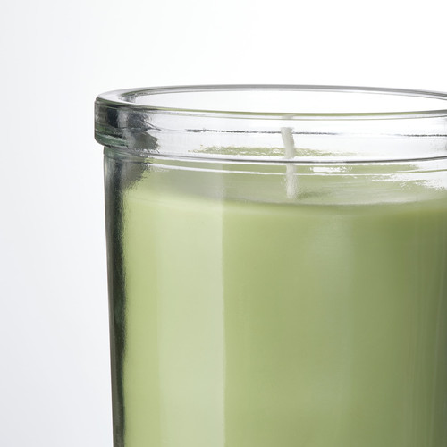 LÖVSKOGSLUND Scented candle in glass, Apple/light green, 40 hr