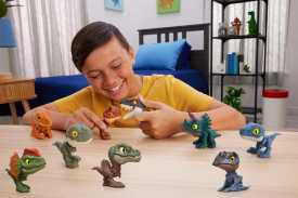 Jurassic World Mighty Little Biters Figure JFC86, 1pc, assorted models, 4+