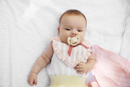 Elodie Details Pacifier Binky Bow - Oat White, 3m+