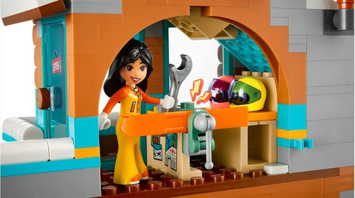 LEGO Friends Holiday Ski Slope and Café 9+