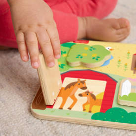 Fisher-Price Wooden Farm Animal Board Busy Activity Toy JCY33 12m+