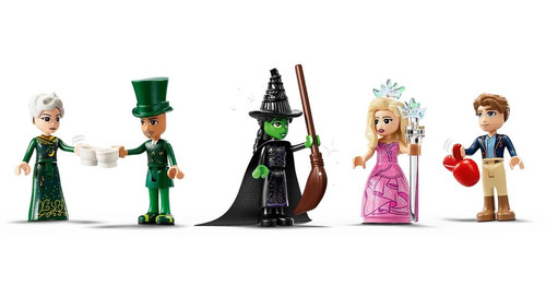 LEGO Wicked Welcome to Emerald City 9+