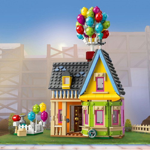LEGO Disney ‘Up’ House​ 9+