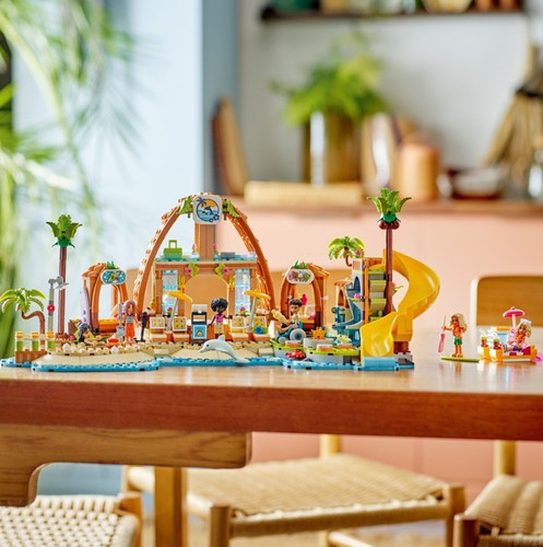 LEGO Friends Family Beach Vacation 8+
