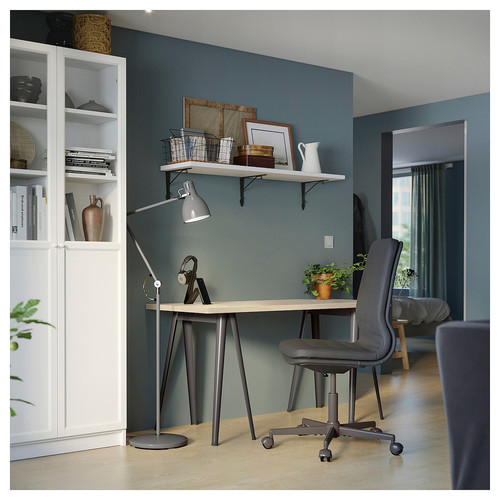 MITTCIRKEL / NÄRSPEL Desk, lively pine effect/dark grey, 140x60 cm